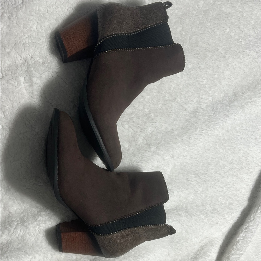 Elegant Brown Ankle Booties